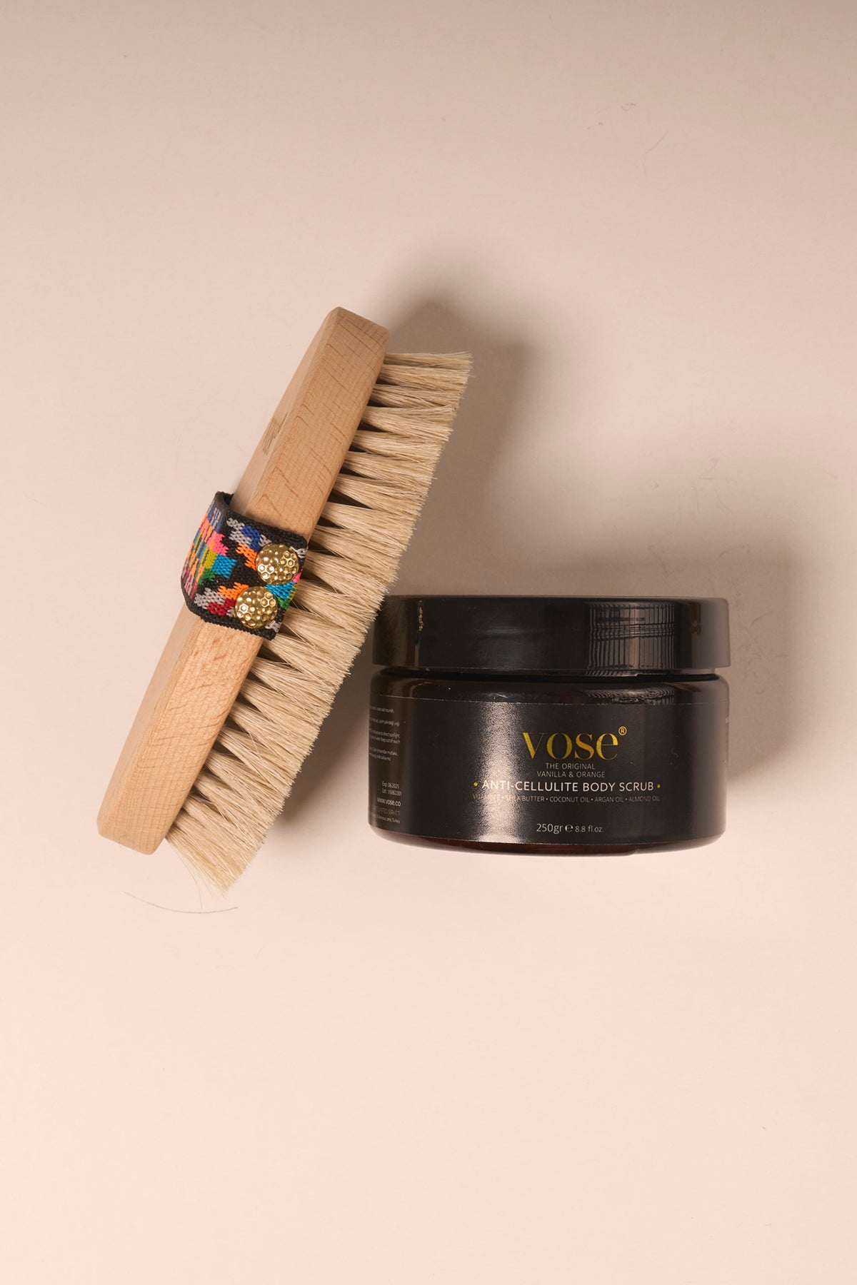 Selülit Karışıtı Body Scrub + At Kılı Selülit Fırçası (Tulip)