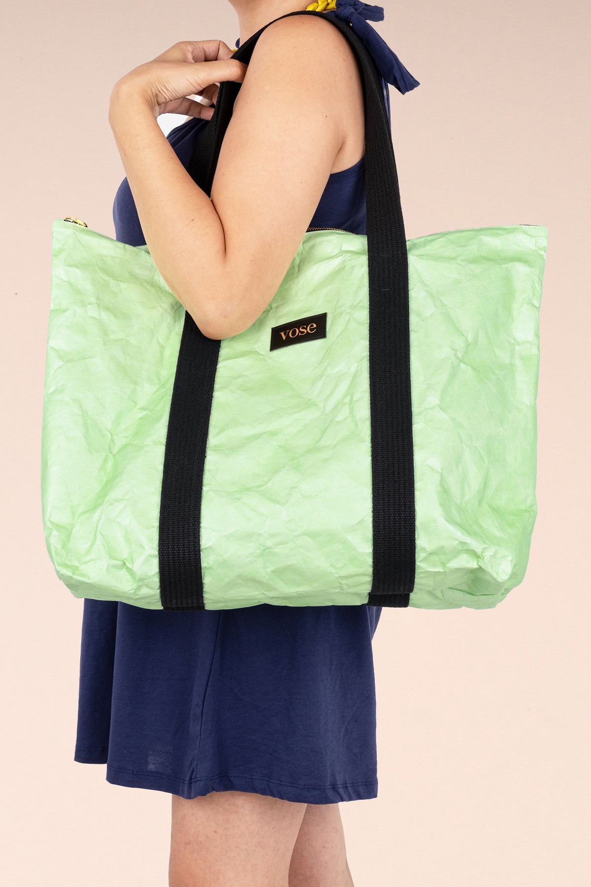 Eco-Friendly and Durable Shoulder Bag - Green