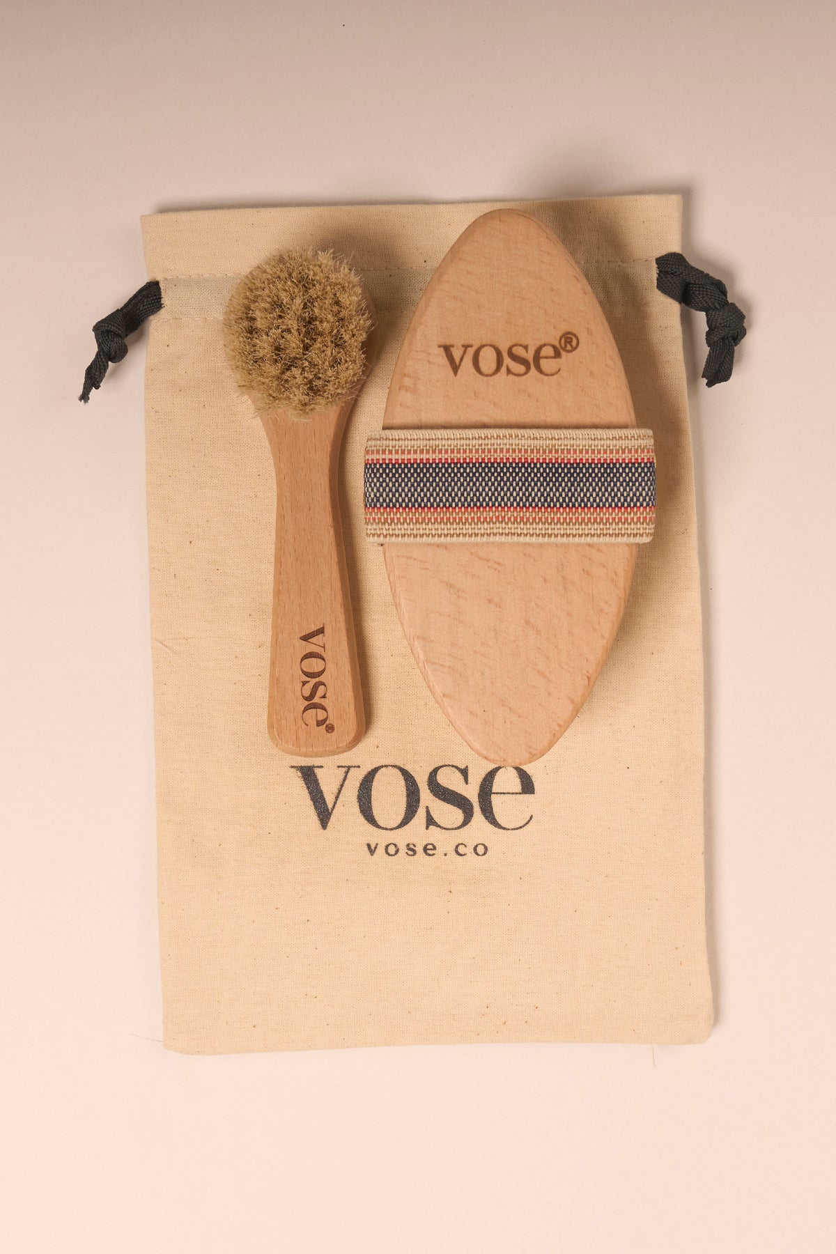 Set of 2 Natural Horse Hair Cellulite (Magnolia) + Face Brush