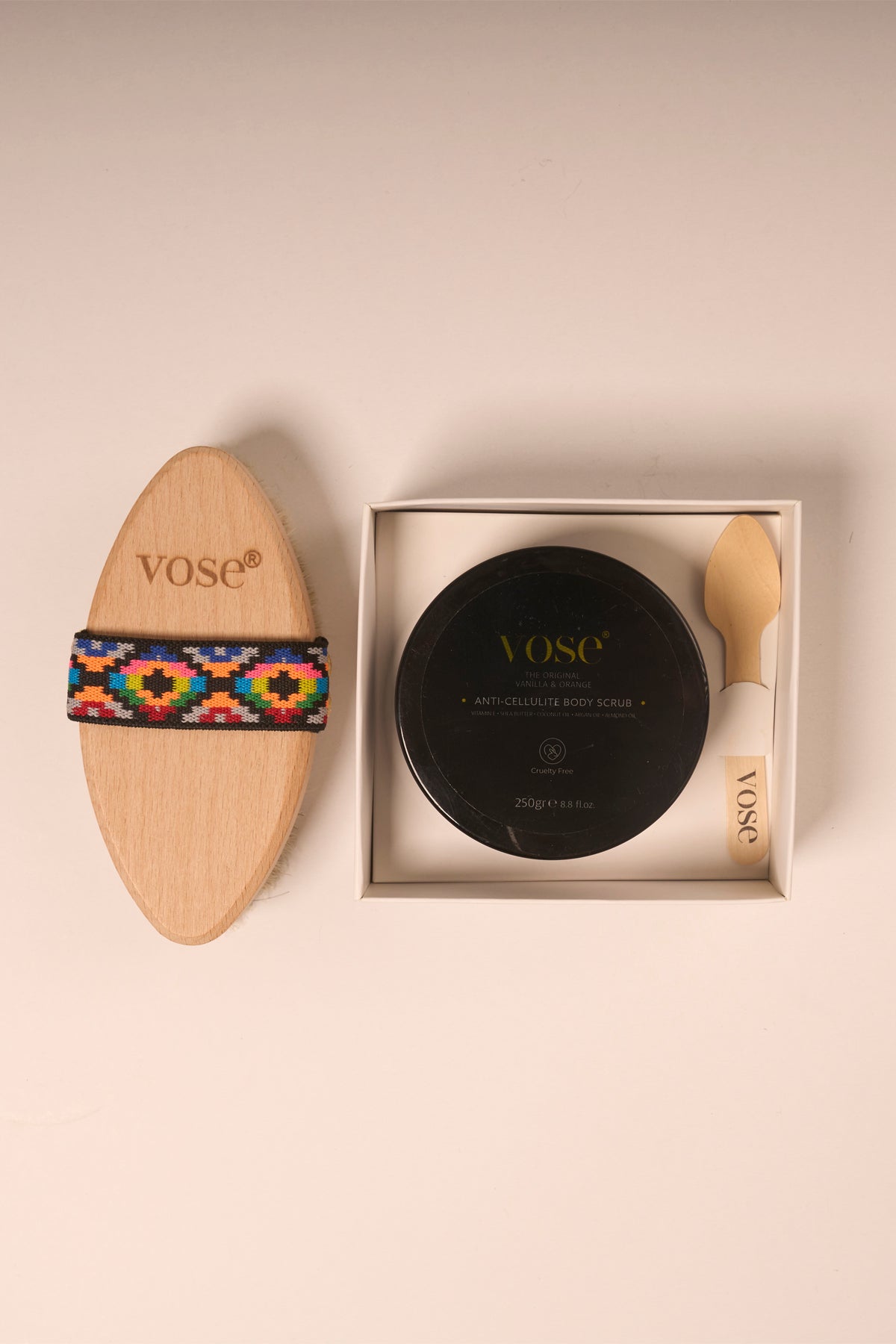 Selülit Karışıtı Body Scrub + At Kılı Selülit Fırçası (Tulip)