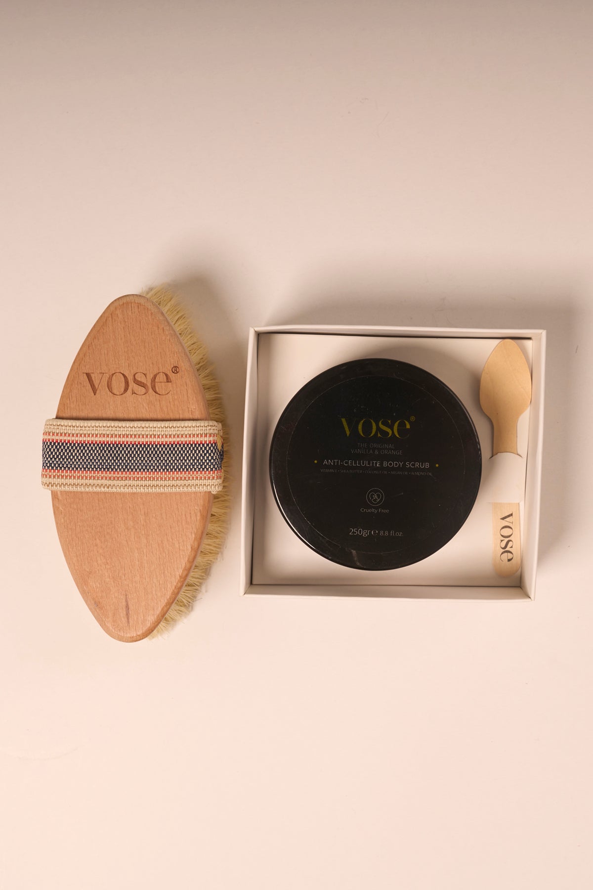 Selülit Karışıtı Body Scrub + Vegan Selülit Fırçası (kaktüs Kılı)